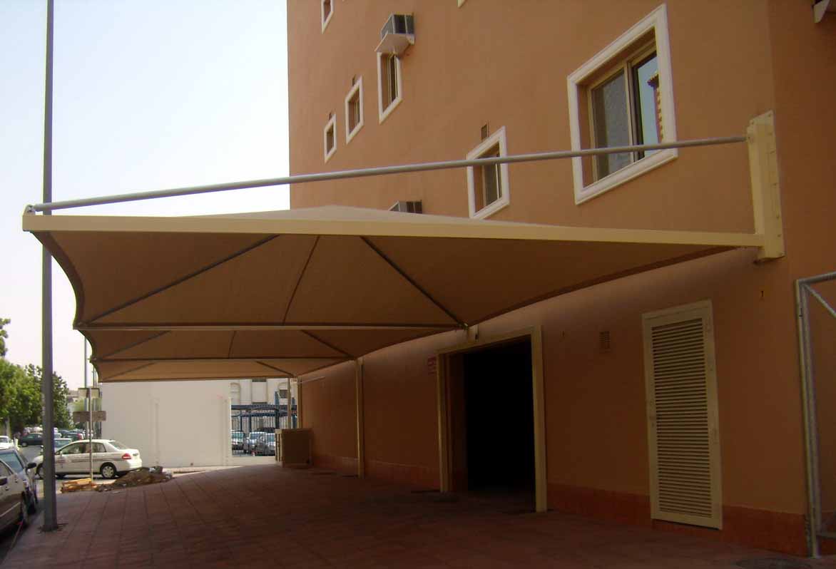 مظلات سيارات