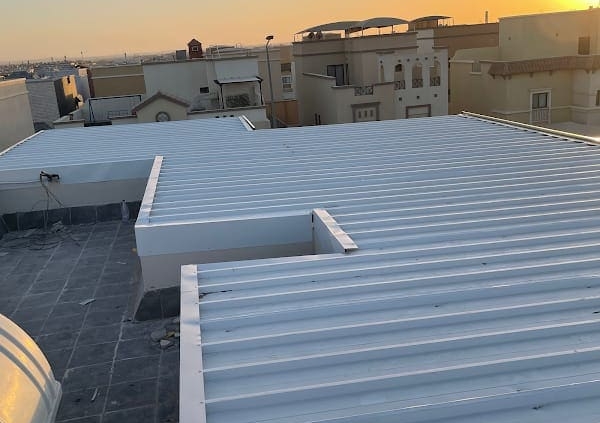 شركة اعمار واكثر المحدودة لتركيب غرف ساندوتش بانل معزولة في الرياض